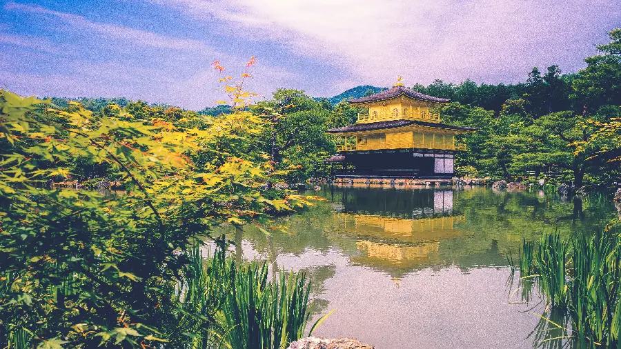 Pagoda Temple Photos with Multi-tiered Roofs Wallpapers