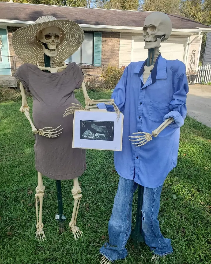 High Quality Realistic Pregnant Skeleton Photo Announcement