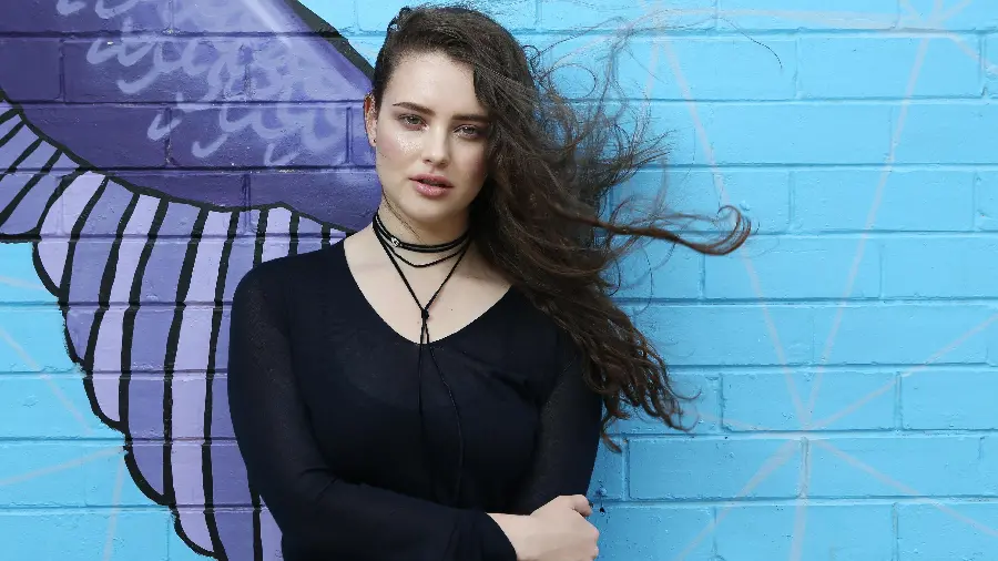 Katherine Langford Teen Movie Wallpaper