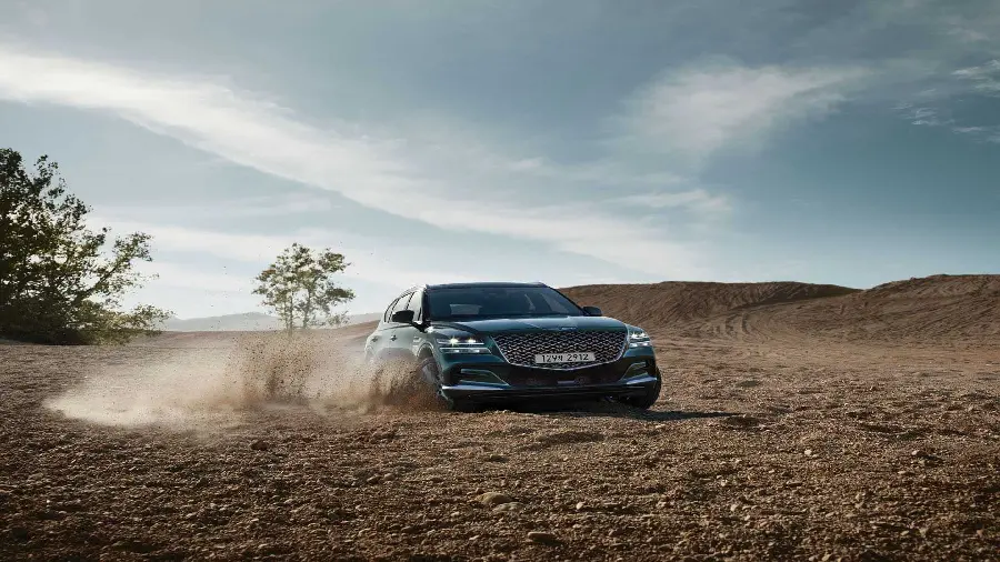 Genesis GV80 high quality exterior shots