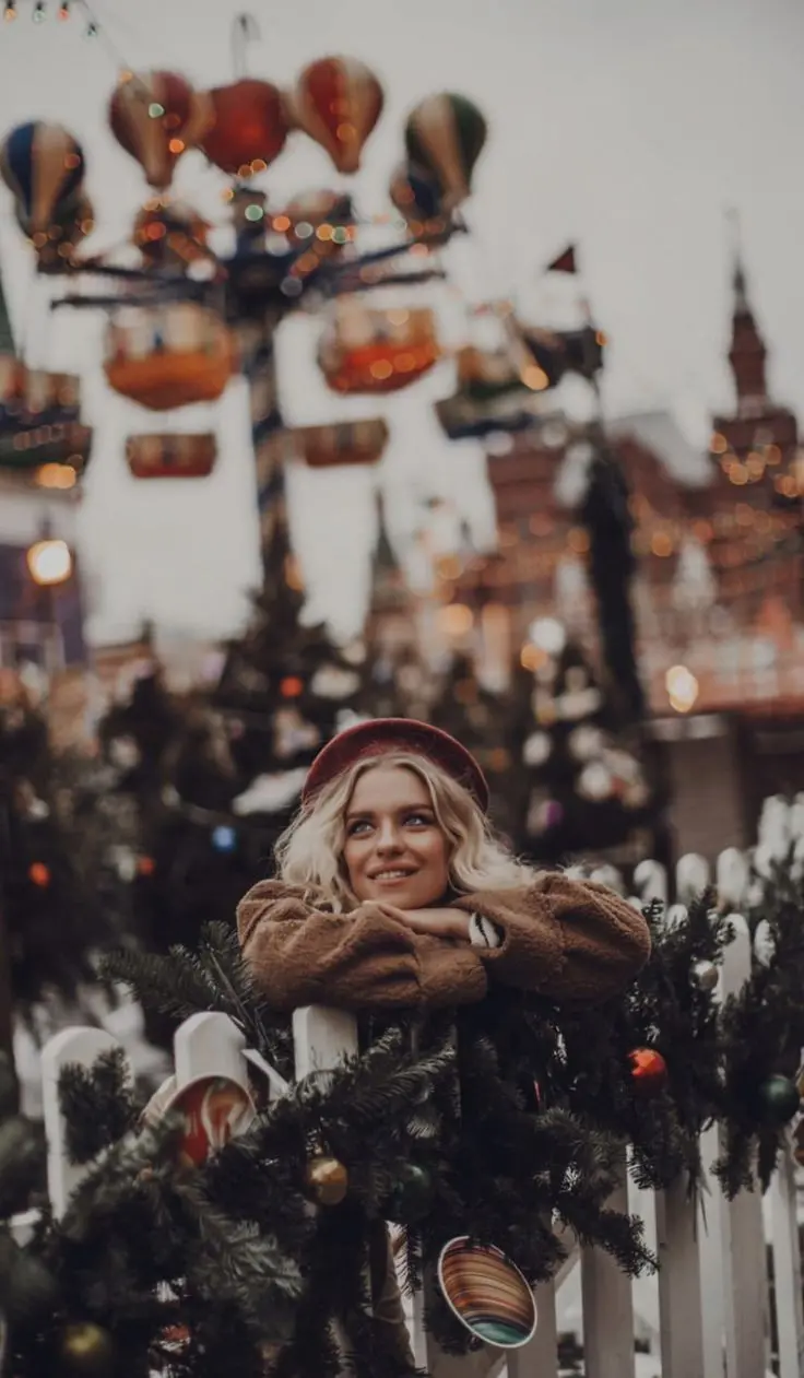 Download Christmas profile picture for girls with best quality