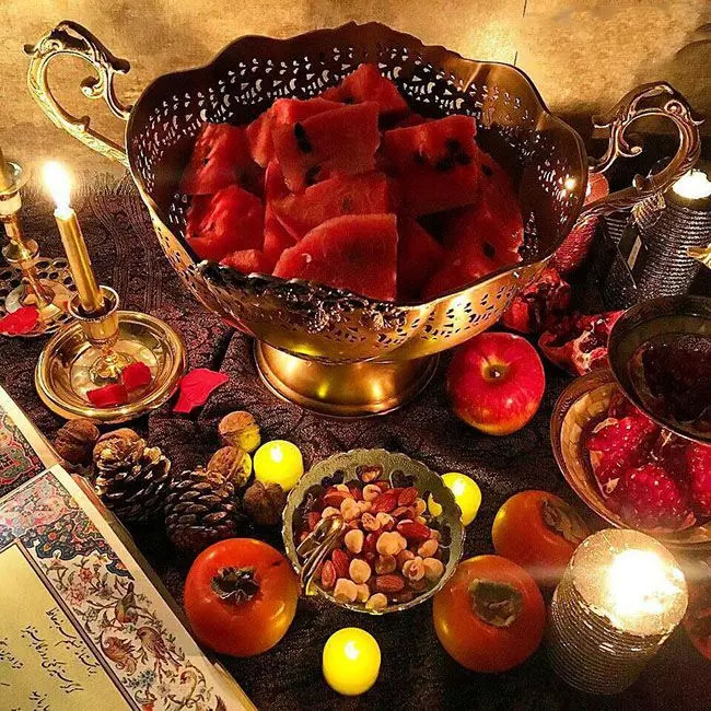Simple Yalda Night Decoration Ideas And Photos