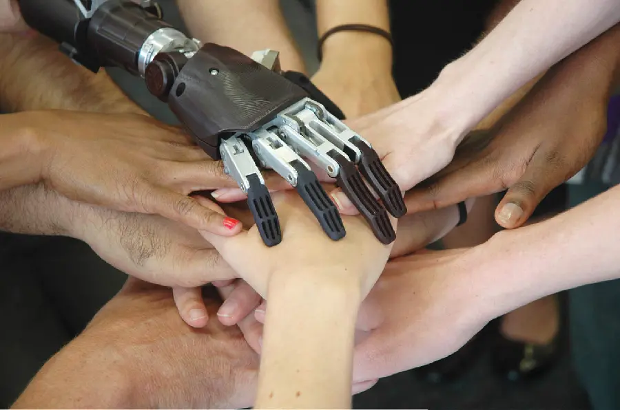 Smart prosthetic hand gadget photo