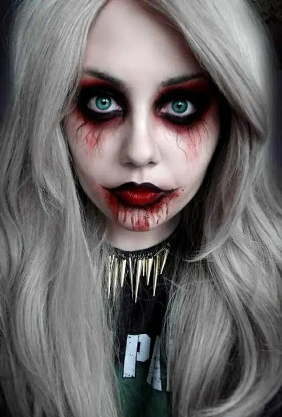 Girls Halloween Profile Picture Ideas For Social Media