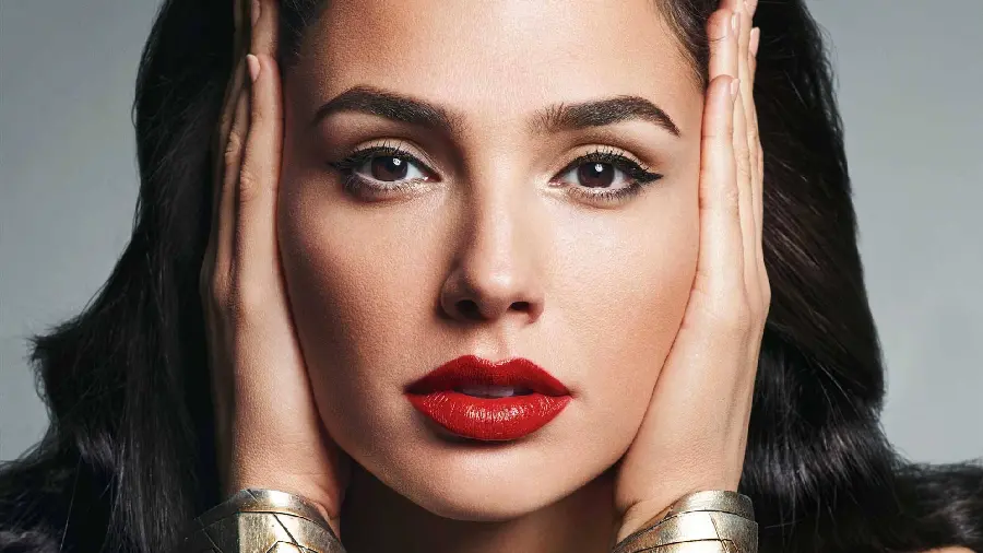 Gal Gadot Makeup HQ Image Download