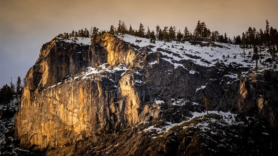 Beautiful Mountain Nature HD Quality Photo
