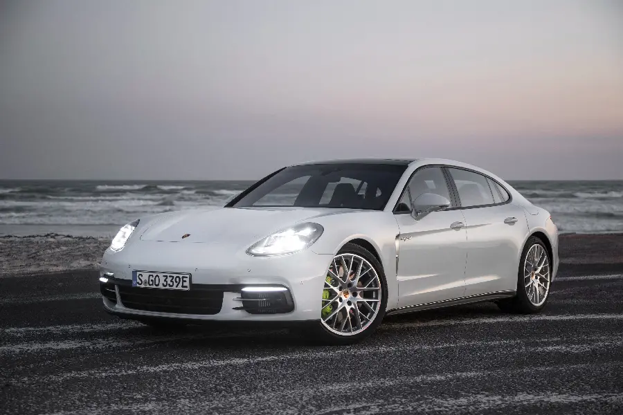 Porsche Panamera Luxury Sedan High Quality Photo