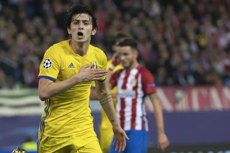 Sardar Azmoun Yellow Jersey Photo