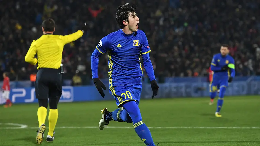 Sardar Azmoun Goal Celebration Picture