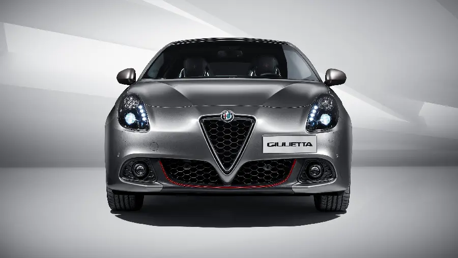 Alfa Romeo Giulietta 940 Silver Car Photo