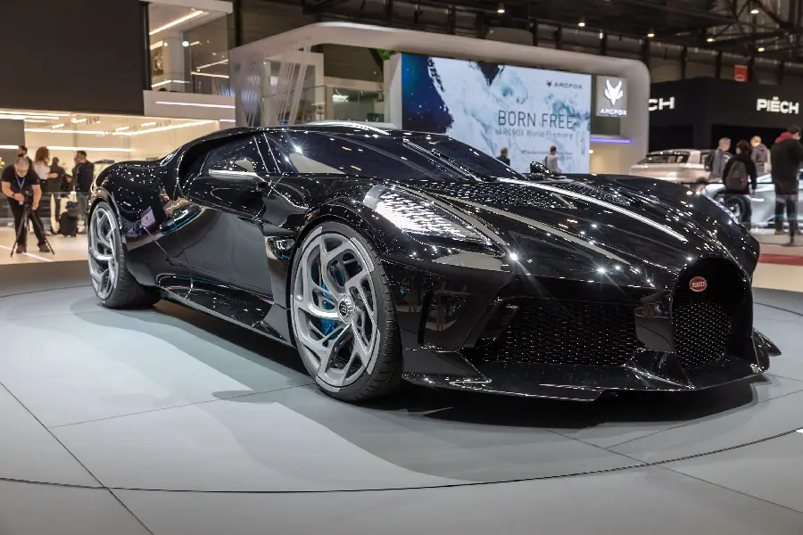 Bugatti La Voiture Noire Wallpaper for Desktop and Mobile