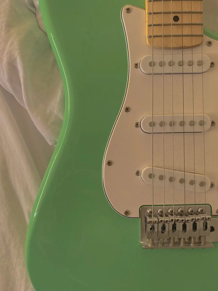 Download Green Electric Guitar Wallpaper in High Quality