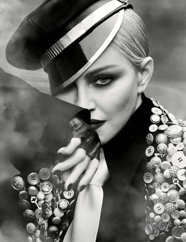 Download Premium Madonna Photos In HD Quality