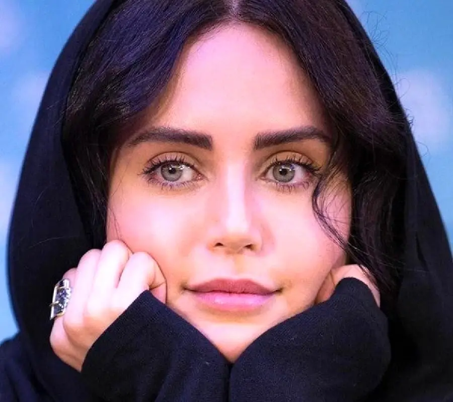 Beautiful Elnaz Shakerdoost Pics