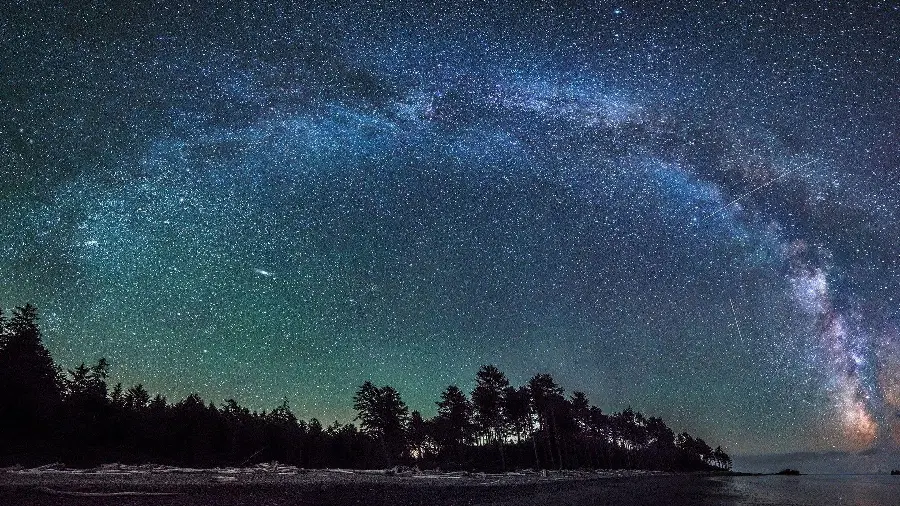 Milky Way Desktop Backgrounds and Wallpapers