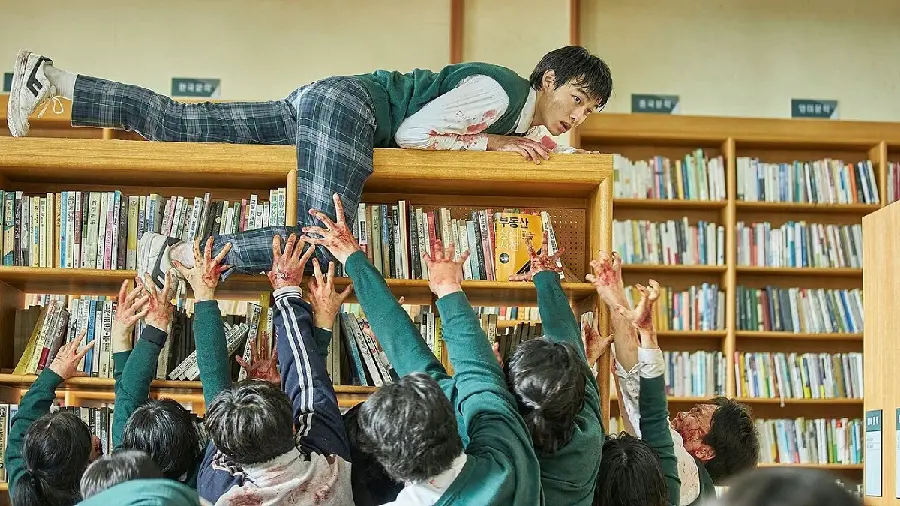 All of Us Are Dead exciting scene screenshot high quality