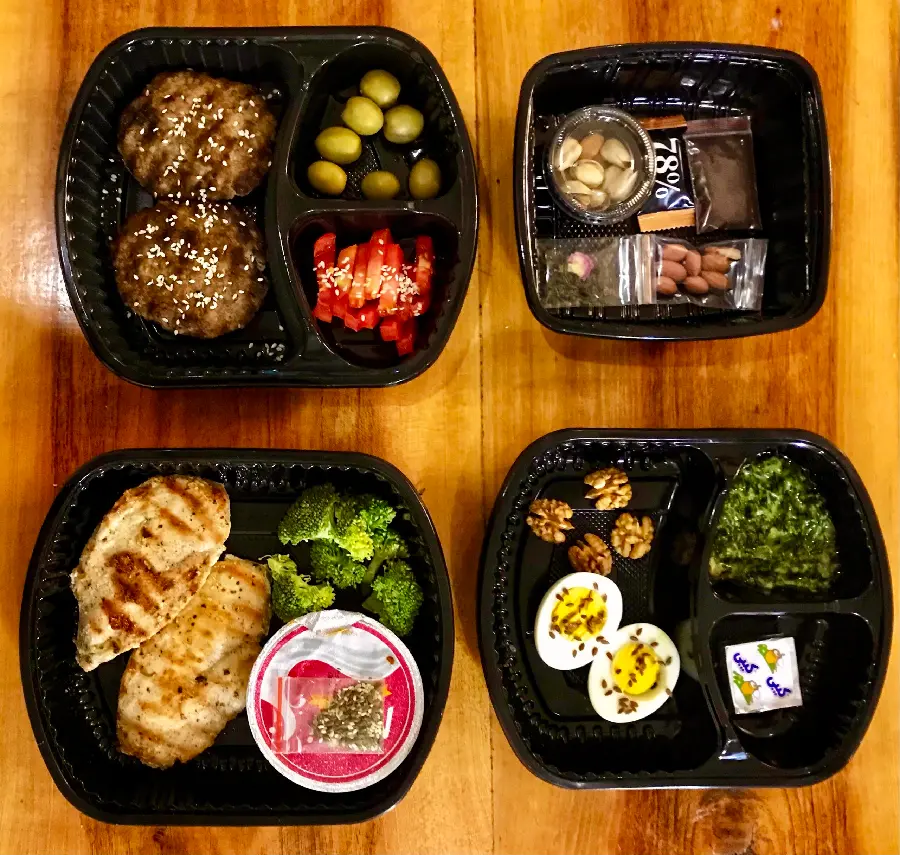 Simple and delicious diet breakfast tray for people on a diet