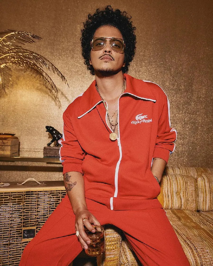 Bruno Mars Profile Picture Options