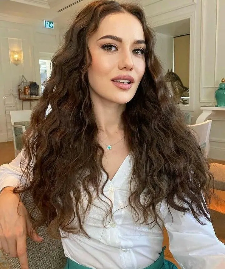 Fahriye Evcen Turkish Star HQ Pic