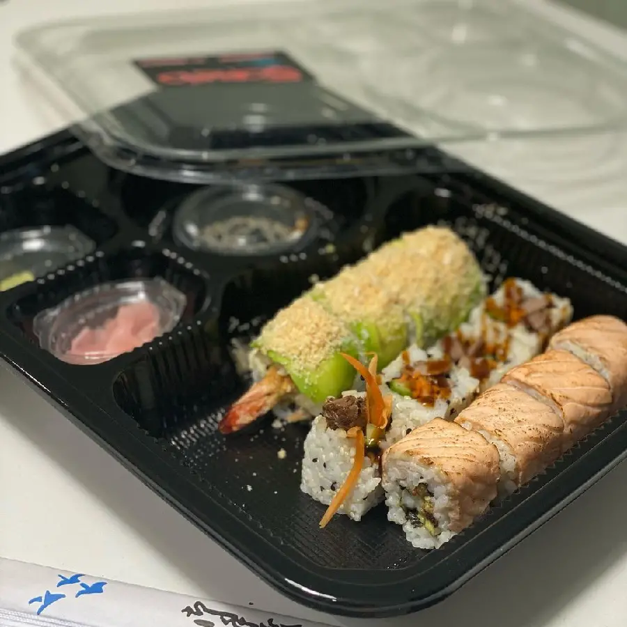 Photo of Iranian restaurant style sushi with best quality