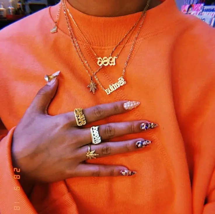 Download orange color girl profile picture in best quality