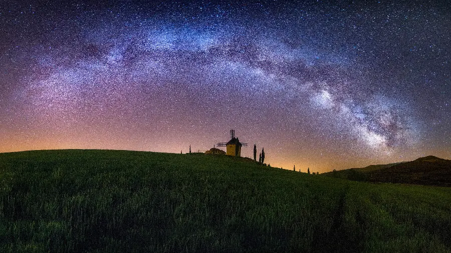 Stunning Milky Way Full HD wallpaper