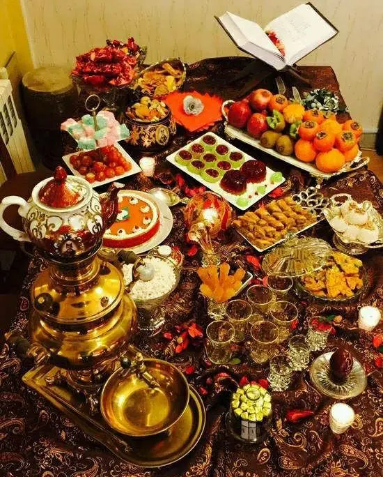 Yalda Night With Samovar Decoration Photos