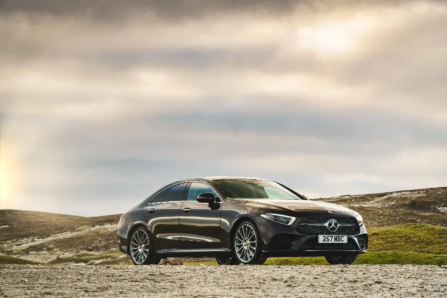 New Black Mercedes Benz High Quality Photo - Latest Model