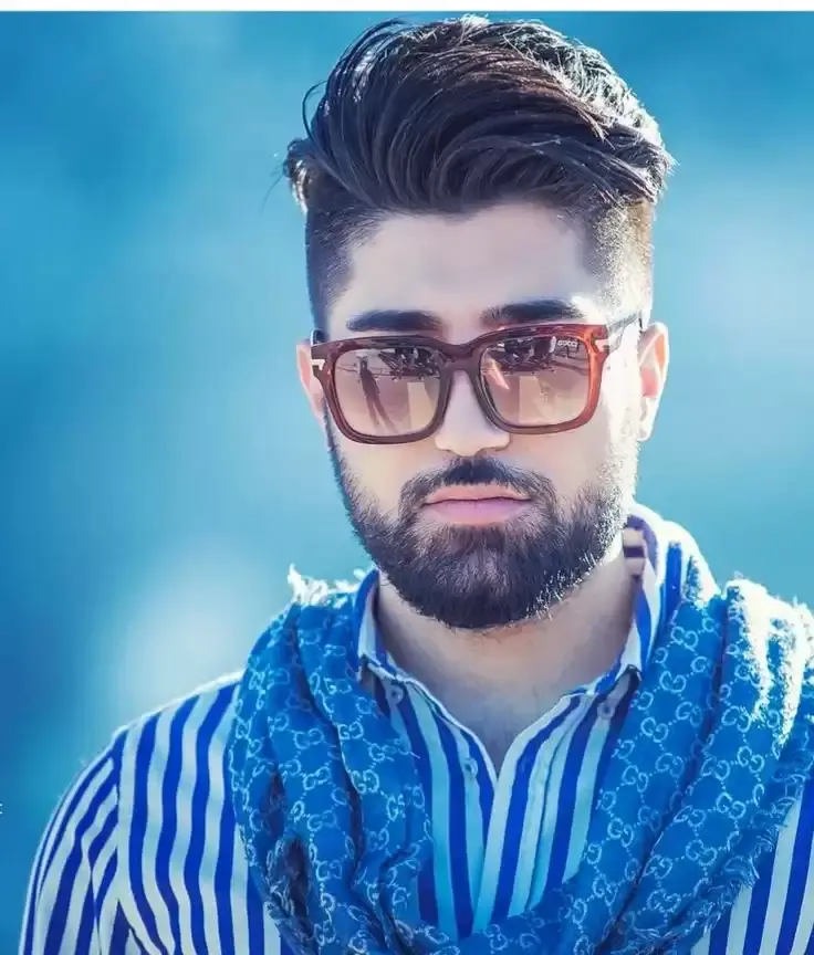 Navid Zardi talented Kurdish singer high quality image