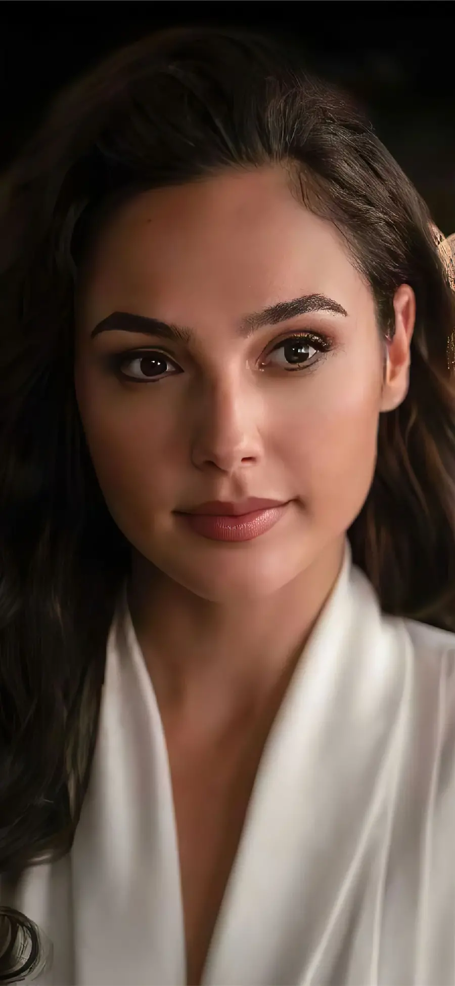Gal Gadot Mobile Wallpaper 2025
