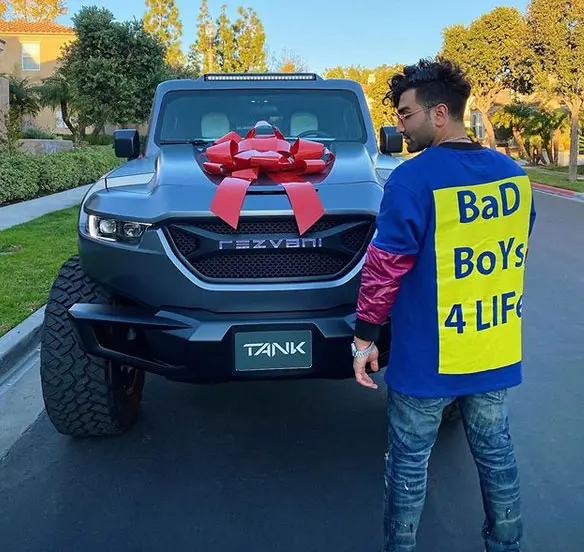 Iranian Singer Hosein Tahi with Rezvani Tank X 2020