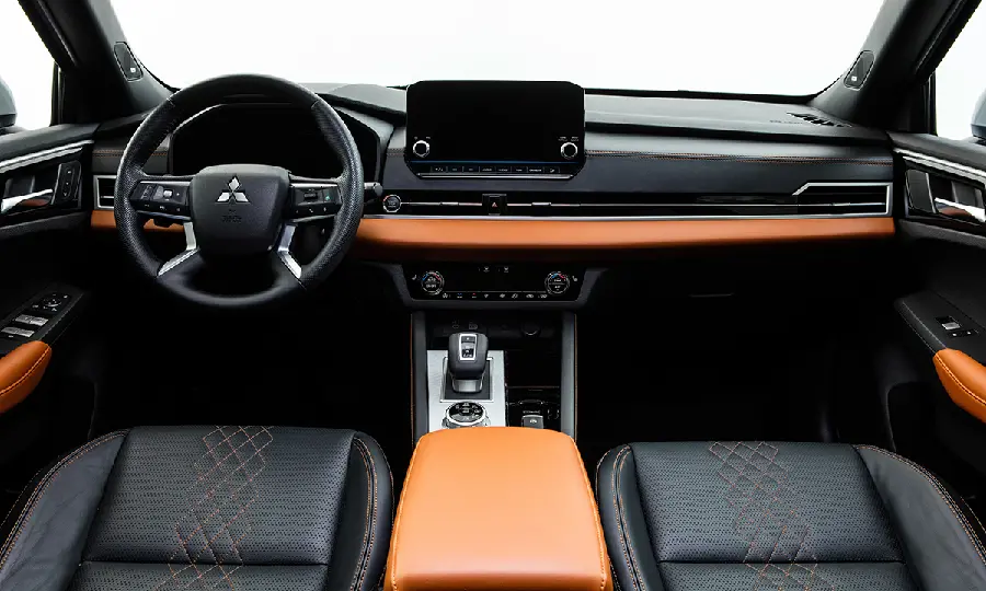 Mitsubishi Outlander Dashboard HD Interior Photo
