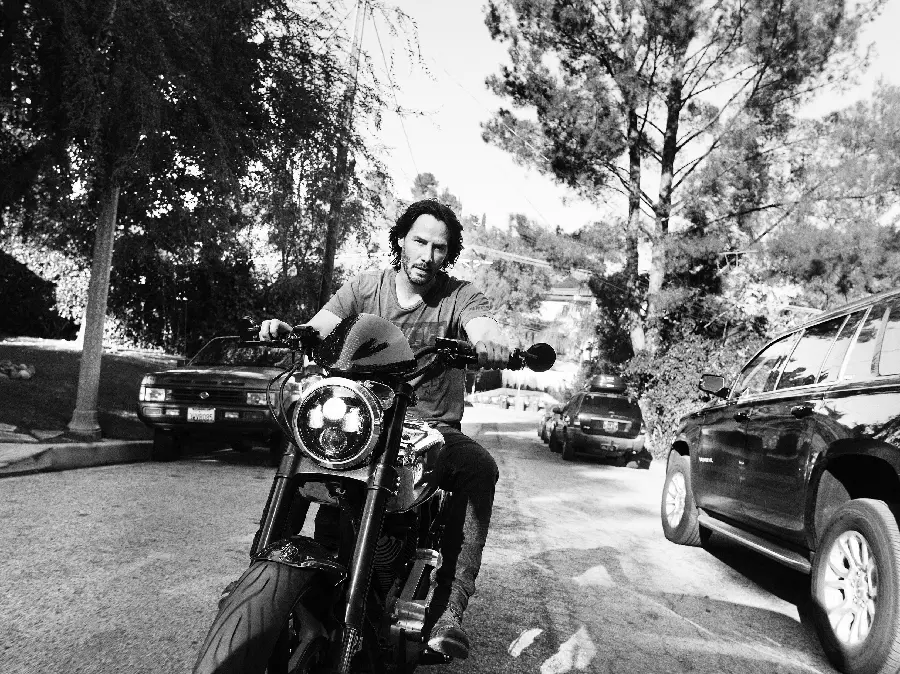 Keanu Reeves Black and White Hollywood Actor Photo 4K Quality