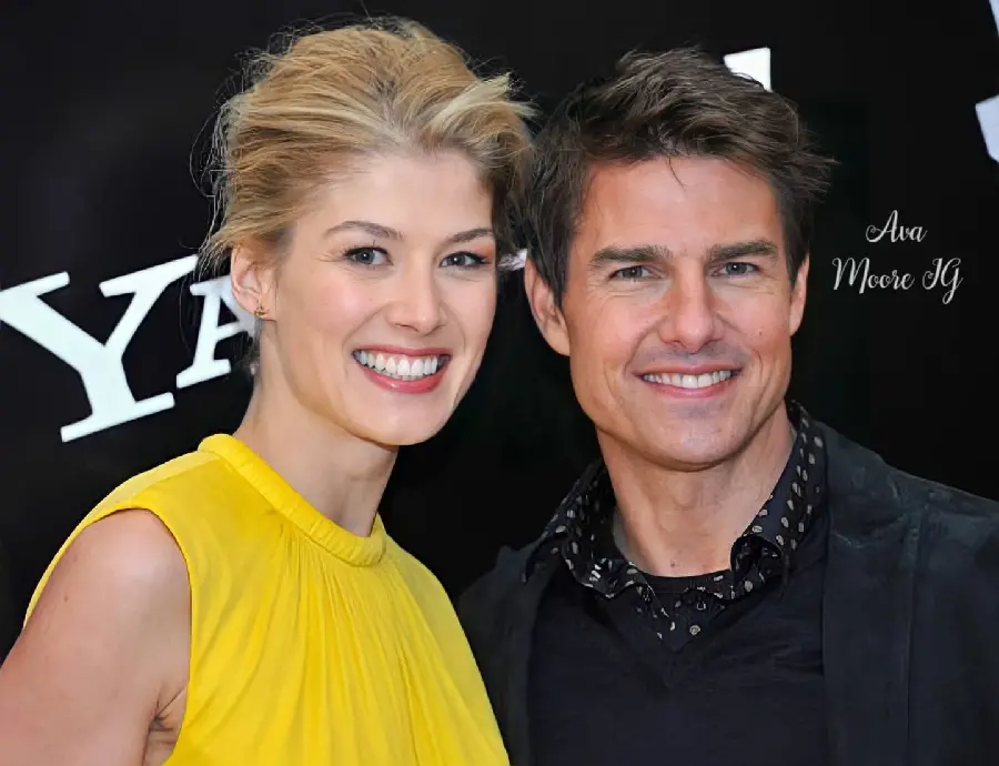 Tom Cruise HD Quality Photo Action Pose Premium