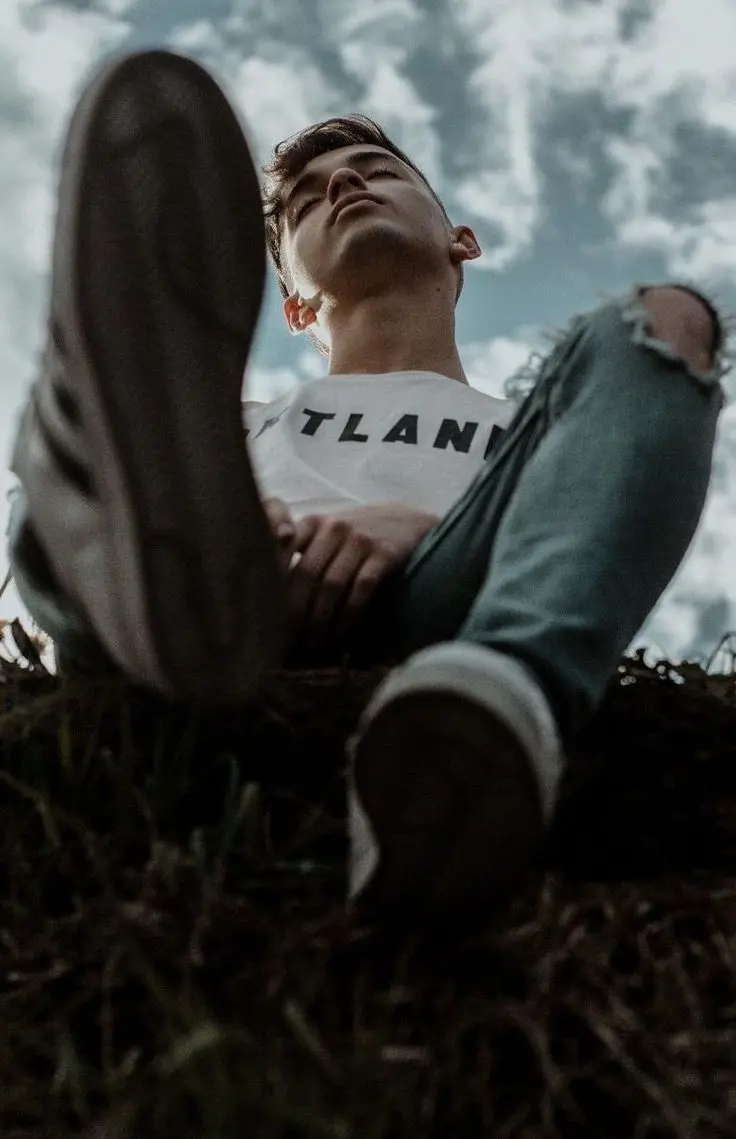 Sporty boys profile picture for discerning and selective users