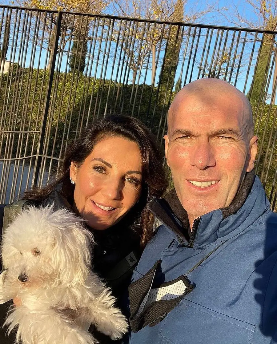 Download High Quality Photo Of Zinedine Zidane And Wife