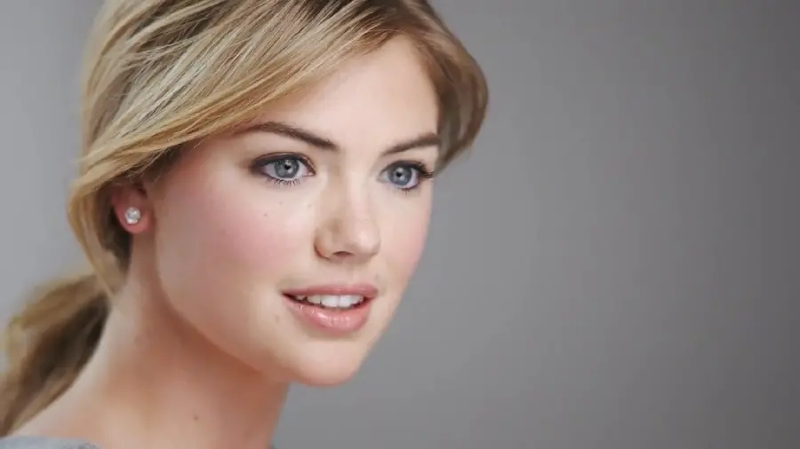 Kate Upton Wallpaper For Devices