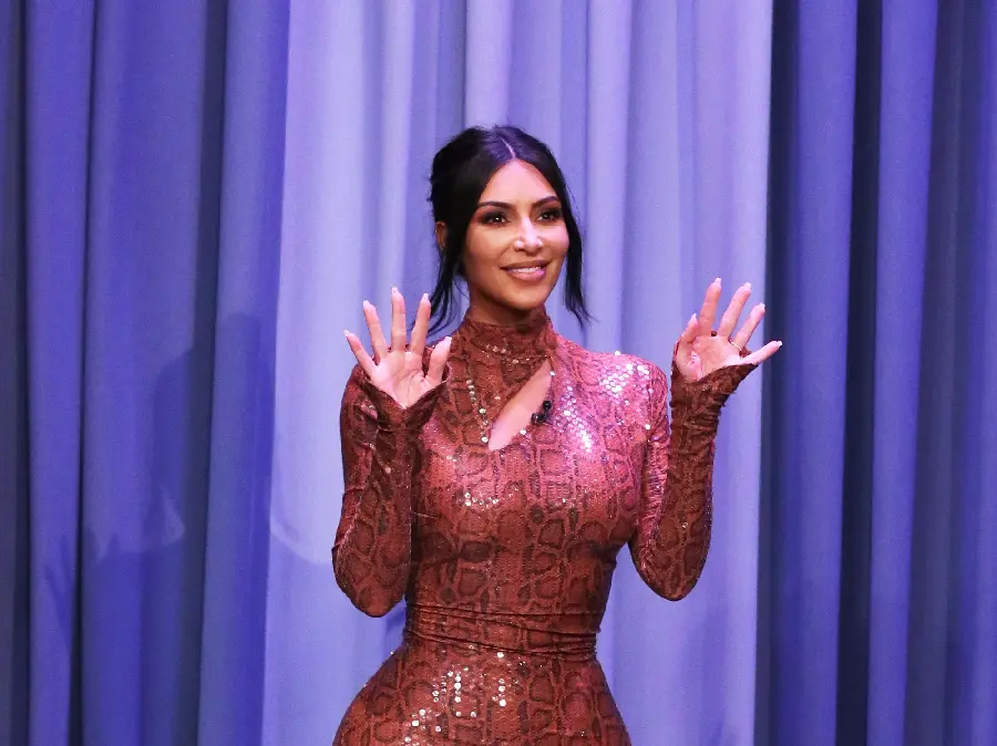 New HD Kim Kardashian Photo After Paris Robbery Incident