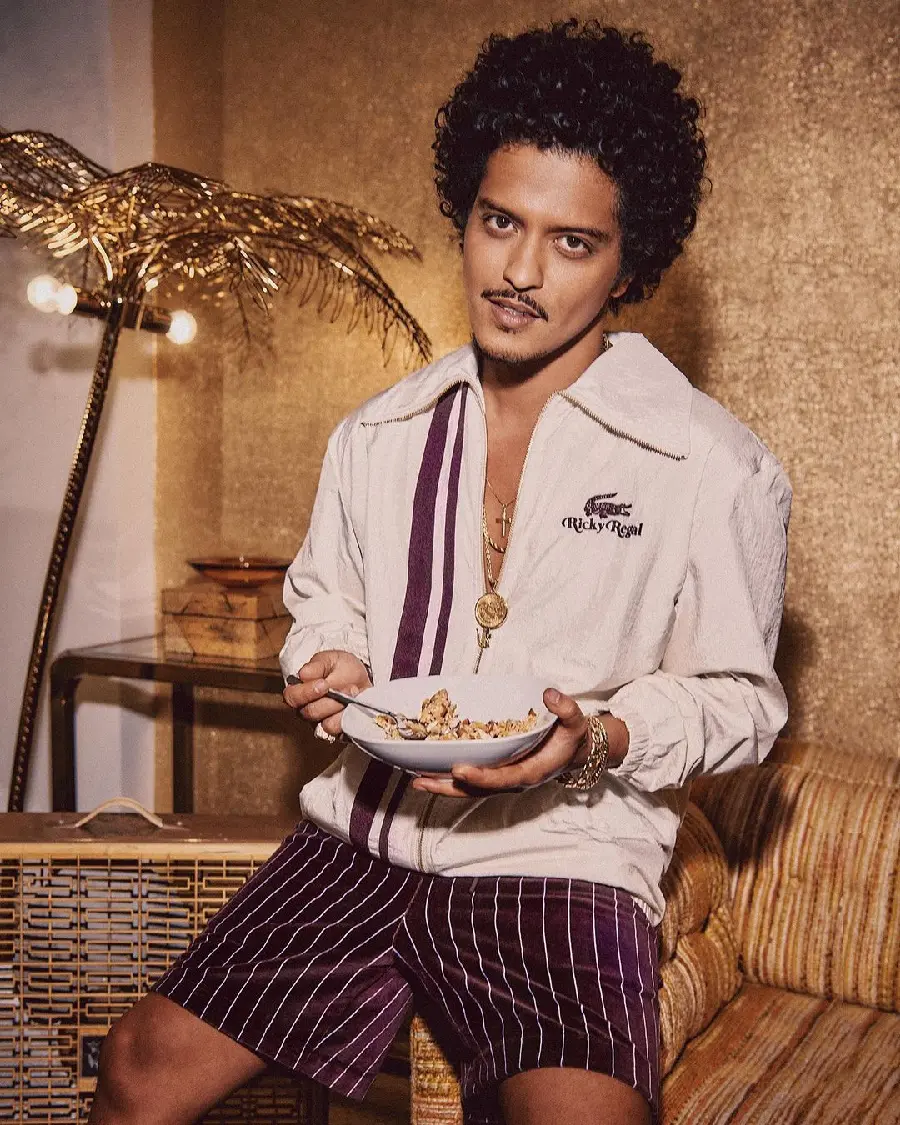 Bruno Mars High Quality Profile Pics