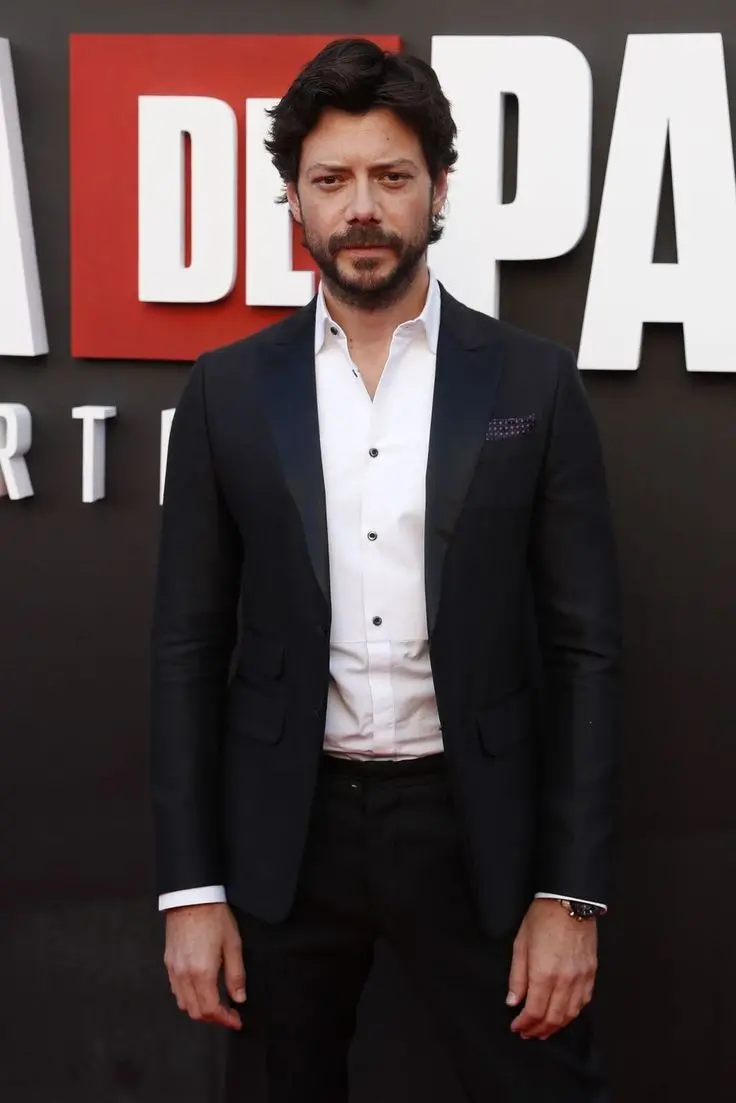 Alvaro Morte at Money Heist season 5 premiere in high quality