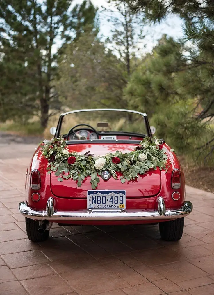 Special and Beautiful Wedding Car Photo for Couple Profile