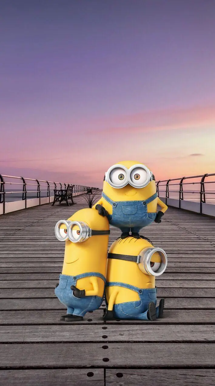 Single Minion Wallpaper Featuring Iconic Yellow Character