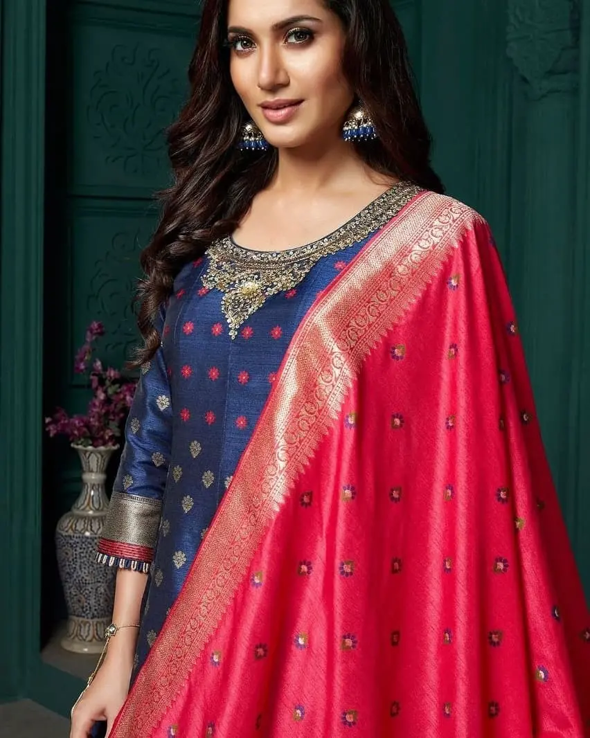 Image of Chic and Comfortable Indian Formal Dress for Women