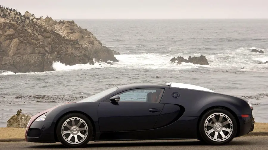 Beautiful Black Bugatti Wallpaper HD Quality Background