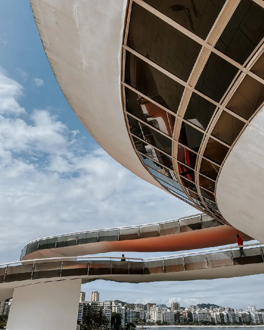 High-quality photos of Niteroi Contemporary Art Museum