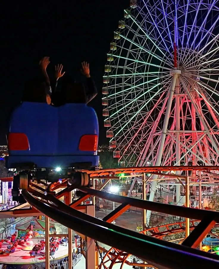 Amazing cool amusement park profile picture in ultra HD quality