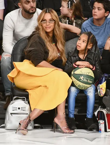 Beyoncé And Daughter Photos Showing Family Life