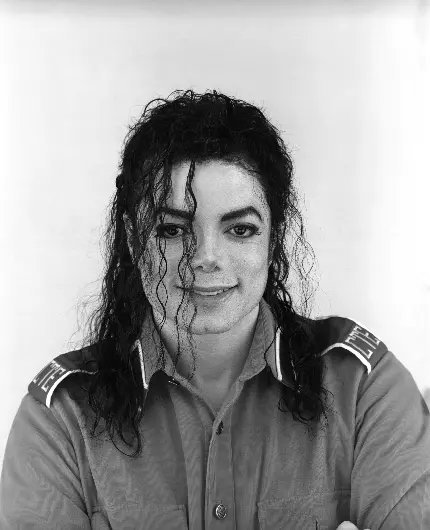 Black and white Michael Jackson picture for classic fans