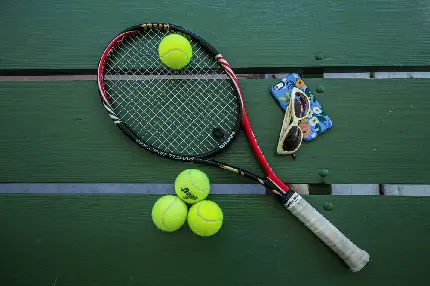 Feminine tennis racket image for Telegram and Instagram profiles