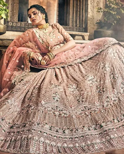 Attractive Image of Super Beautiful Indian Dress for Henna Night